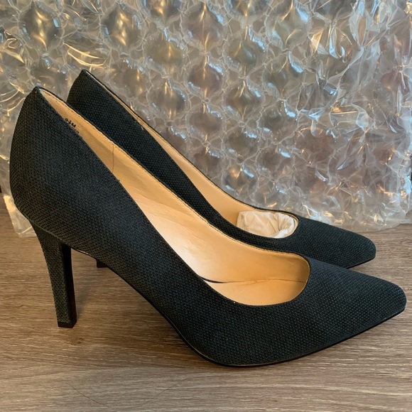 Navy Blue Nine West heels - Picture 3 of 5